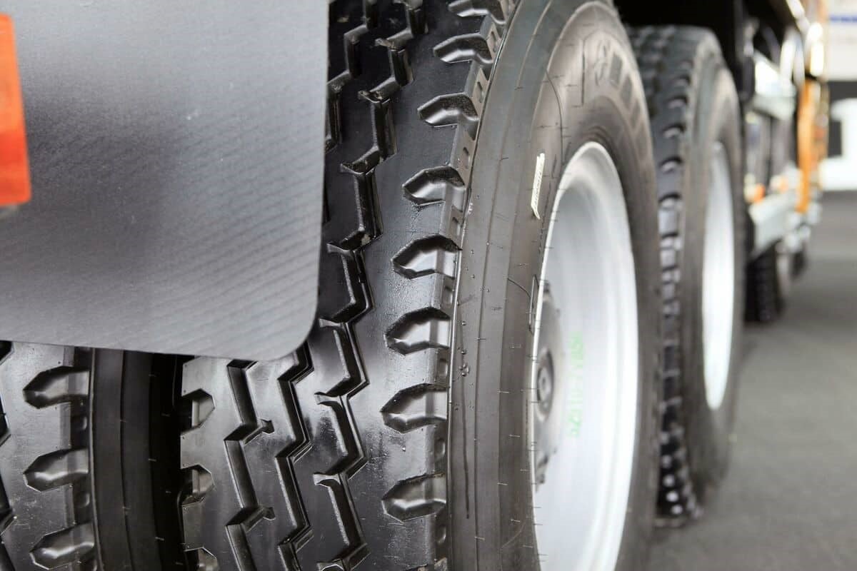 فروش عمده لاستیک کامیون